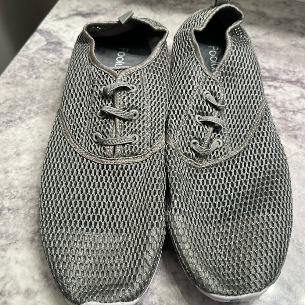 NWOT! Gray  Pooluly Outdoor Quick Drying Pool Shoes Swim Shoes Sneakers 48/14